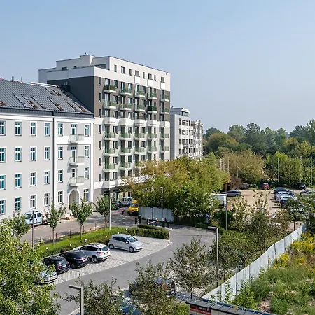 Apartment Rentplanet - Sierakowskiego *