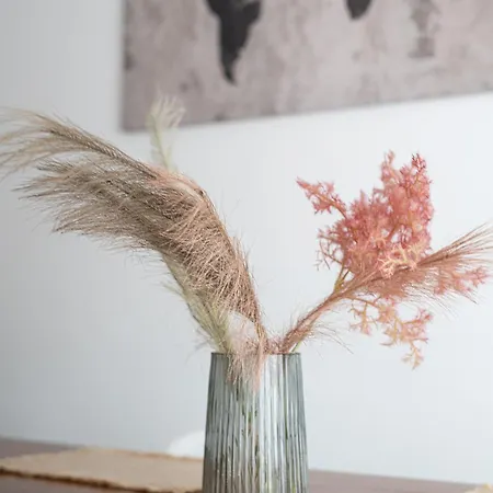 Rentplanet - Sierakowskiego Apartment